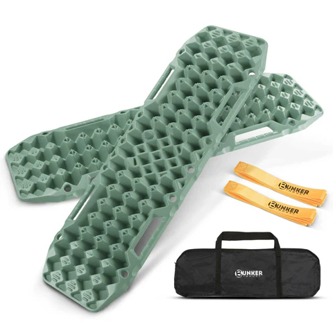 Deluxe Traction Boards with Built-in Jack Base - Image 3